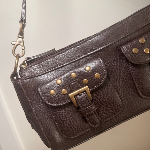 Black leather vintage y2k shoulder bag with gold studs and pockets #grungevibes - Picture 3 of 8
